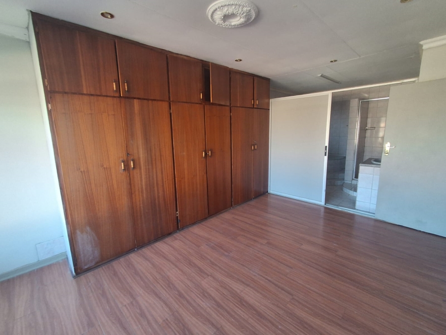 To Let 4 Bedroom Property for Rent in Virginia Free State